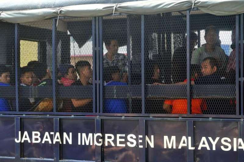 illegal migrants in malaysia